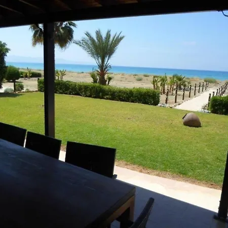 Sea La Vie Beach Villa *